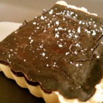 Di come ho iniziato a sfornare torte: crostata al cioccolato e tahina